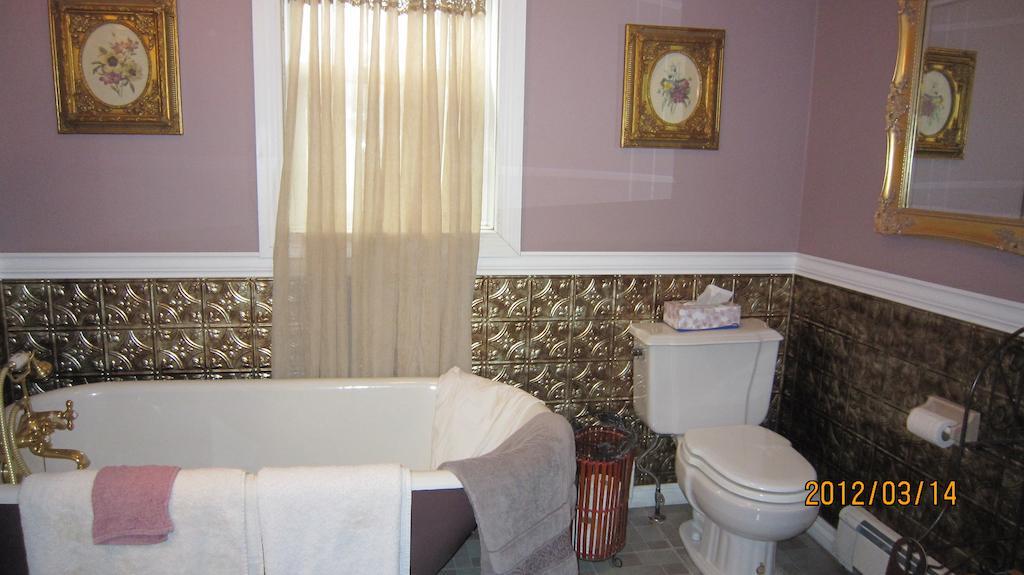 Wenxin B&B Regina Bagian luar foto