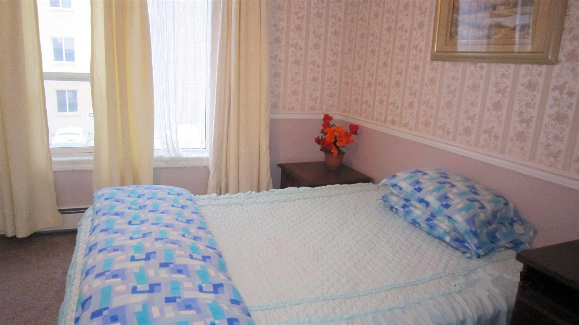 Wenxin B&B Regina Bagian luar foto